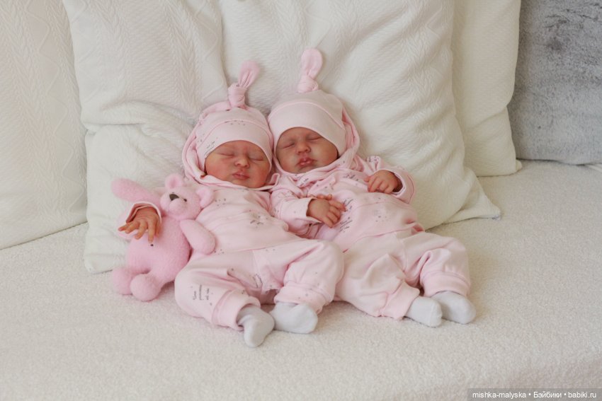 Лаура и Мика