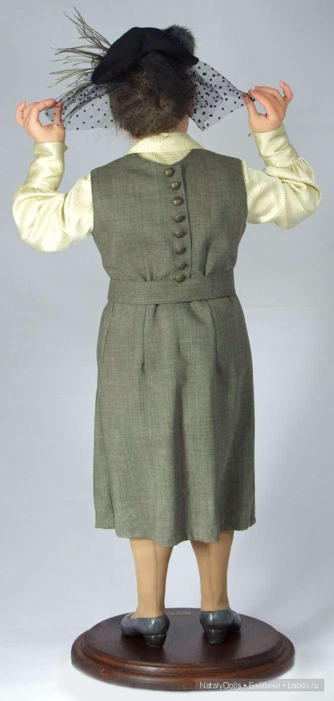 Фаина Раневская. Авторская кукла Наталии Зотовой