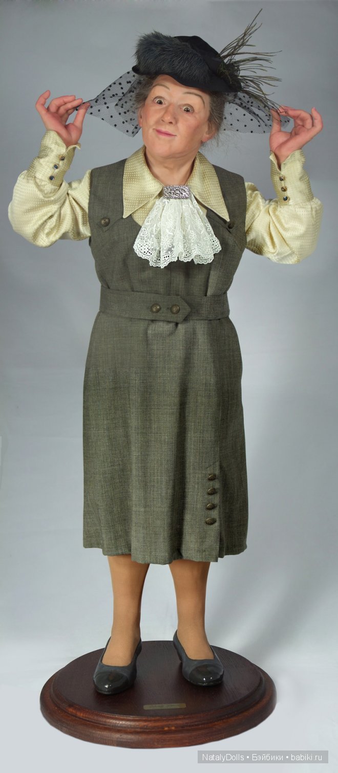 Фаина Раневская. Авторская кукла Наталии Зотовой