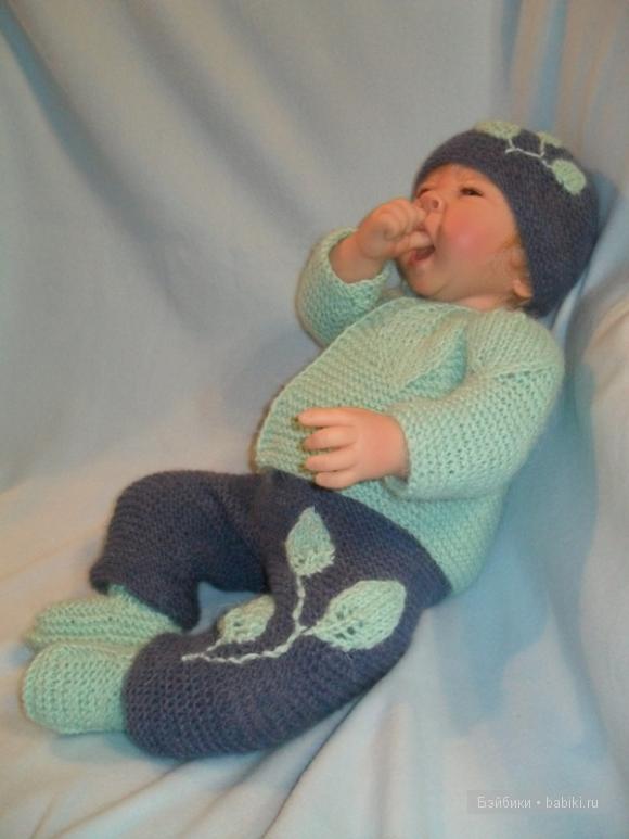 И снова тепленький костюмчик для куклы (фото 2)