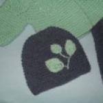 И снова тепленький костюмчик для куклы!