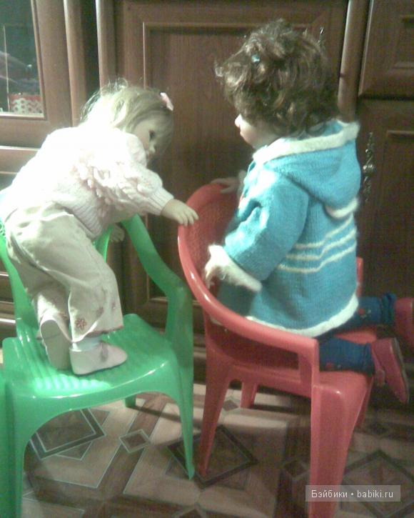 Подготовка к Новому году - Обиженные девчонки