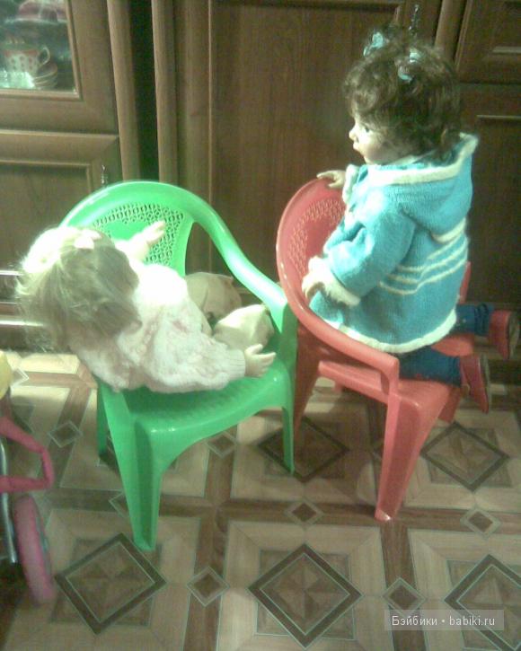 Подготовка к Новому году - Обиженные девчонки (фото 2)