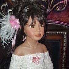 Alisia от Dwi Saptono