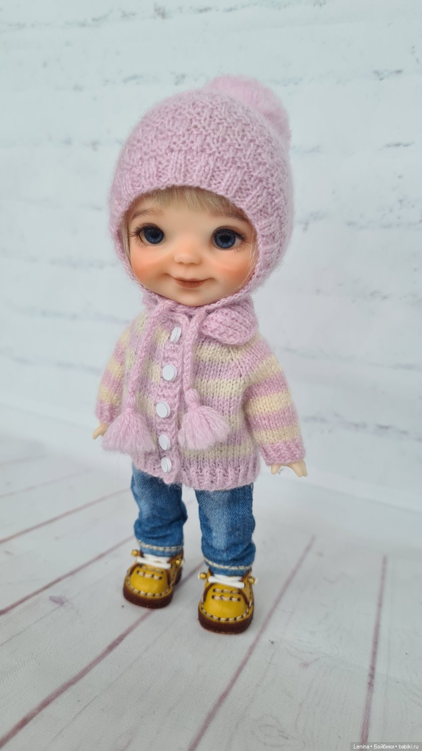 Свитерочки из тонкой шерсти для кукол обитсу 11 (небольшая помощь начинающим)