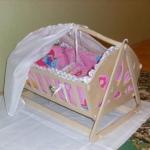 Колыбель для принцески(  добавила фото с детками :-),  )