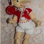 Вязаный шарнирный буратино