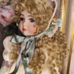 Куклa Веpа oт Мapи Ocмoнд “Fаith” сlub sеriеs Сollector Doll.