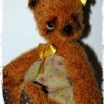 Мишка Соничка. Игрушка вязанная крючком