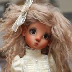 Yumi - шарнирная куколка БЖД