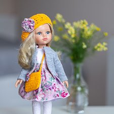 Комплект для кукол Паола Рейна / Paola Reina : 8 предметов Комплект для кукол Паола Рейна / Paola Reina : 8 предметов
