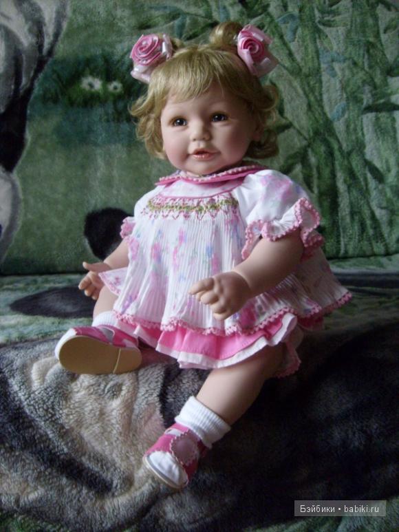 Вчера у меня появилась замечательная дочка - Мисс Роберта Энн, кукла Adora Doll