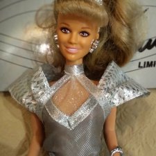 Продам красивую лимитную портретную куколку Vanna White doll Продам красивую лимитную портретную куколку Vanna White doll