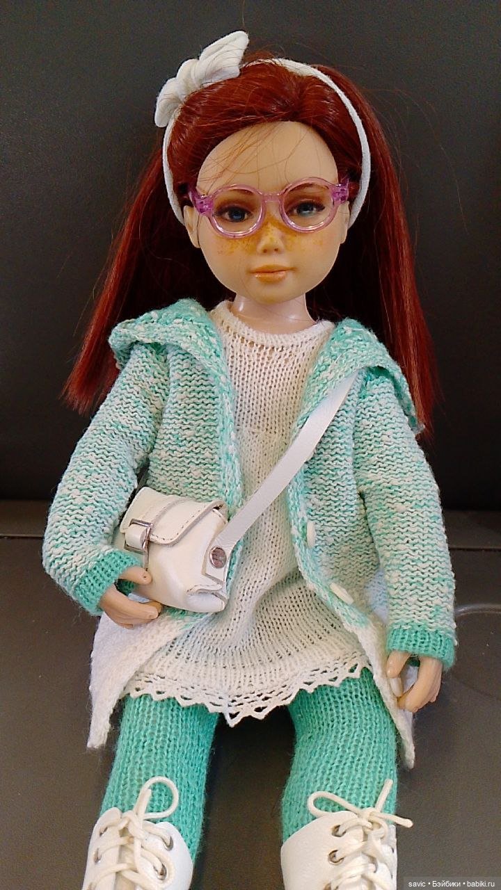 Портретное фото по дороге, еще в поезде.