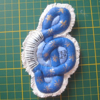 Новогодняя текстильная игрушка - "Скрипичный ключ".