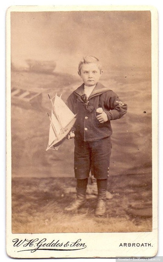 Старинные фотографии - дети с корабликами. Для вдохновения (фото 3)