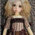 Девочки! Может кто-то поделится выкройками для кукол от Kaye Wiggs?