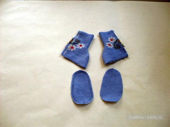 Мастер-класс - Сапожки для куколки из обычного носка (фото 8)
