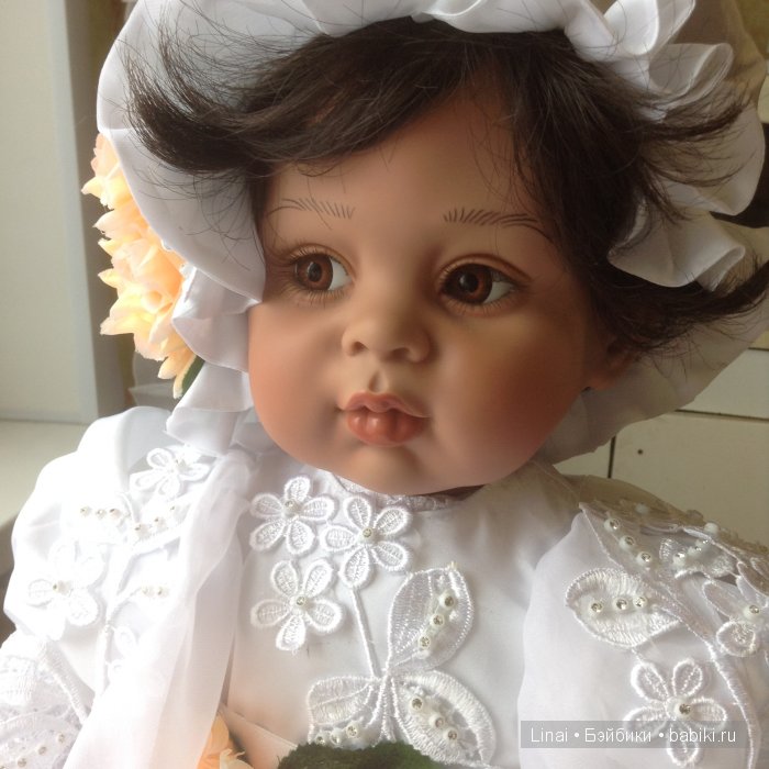 Моя Спанос, Fayzah Spanos