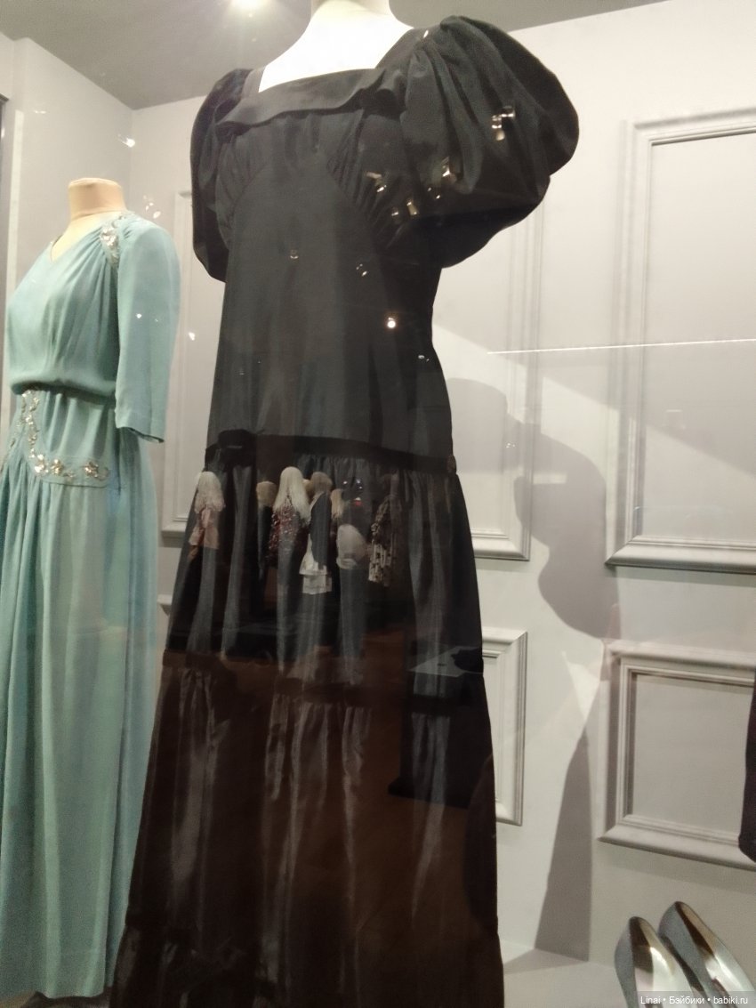 Путешествие в прошлое. Выставка "Кринолин. Жакет. Свитшот"