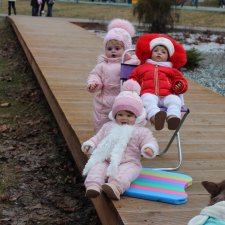 Первый весенний день на прогулке.
