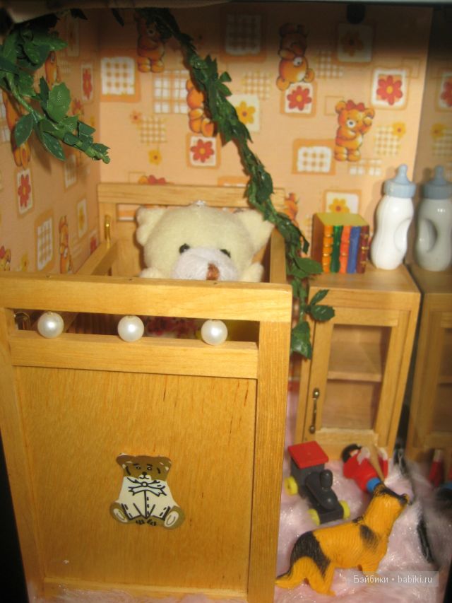 Детская комната для куклы в фонаре. Иванникова Марина