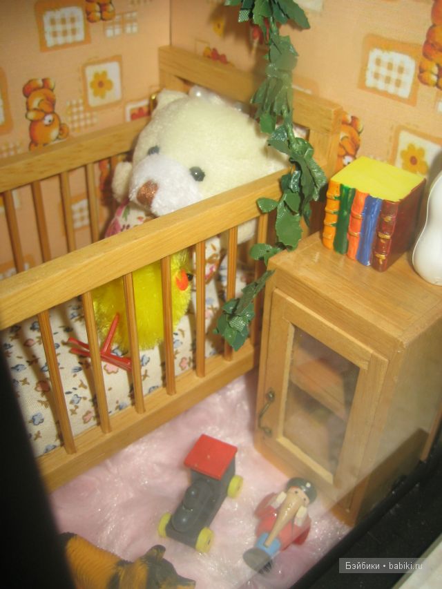 Детская комната для куклы в фонаре. Иванникова Марина