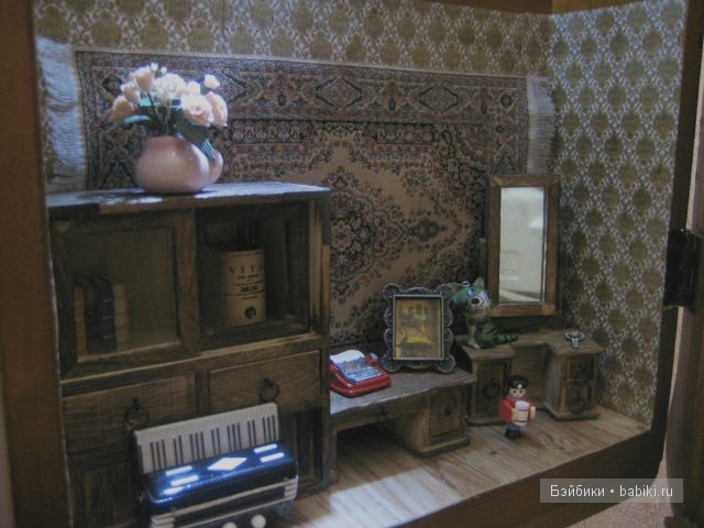 Ретро комната в старинных часах. Иванникова Марина