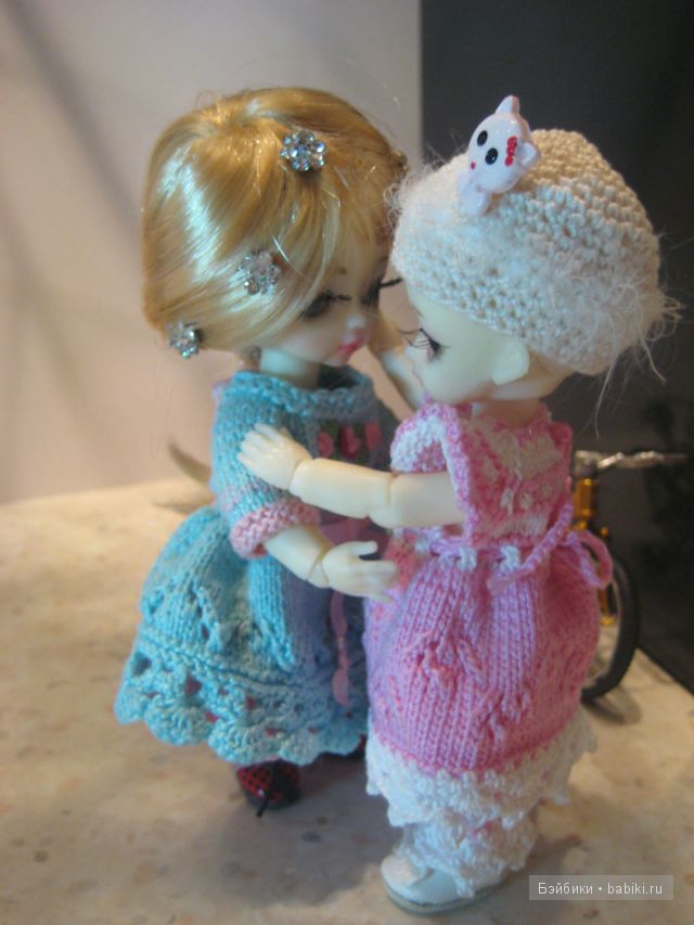 Встреча сестренок — Худжики