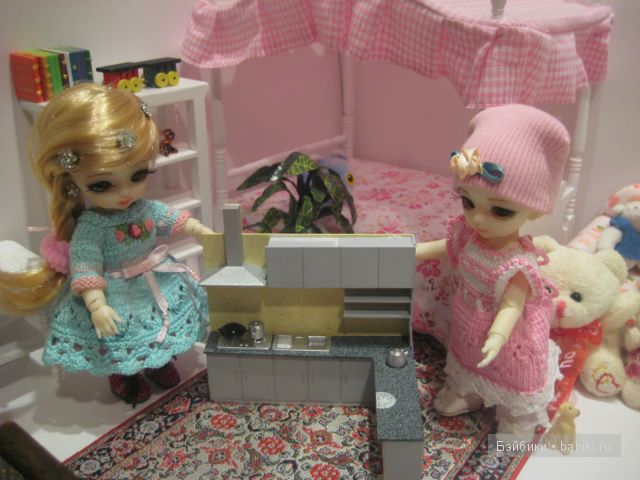 Встреча сестренок — Худжики