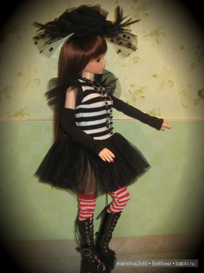 Новый наряд и паричок Бэтти от Iplehouse