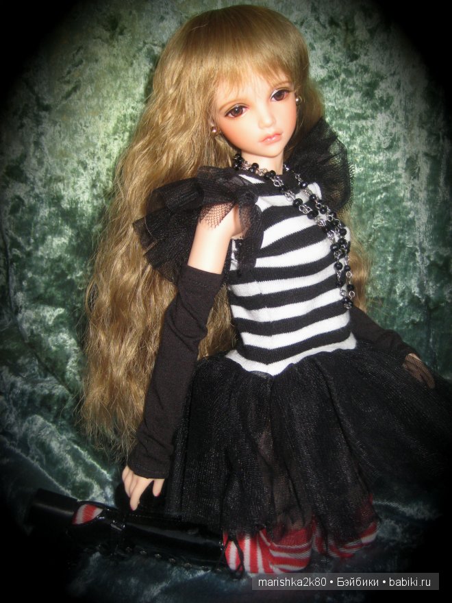 Новый наряд и паричок Бэтти от Iplehouse