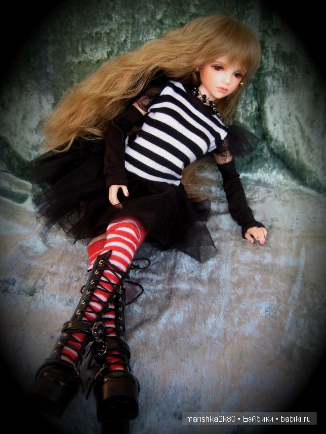 Новый наряд и паричок Бэтти от Iplehouse