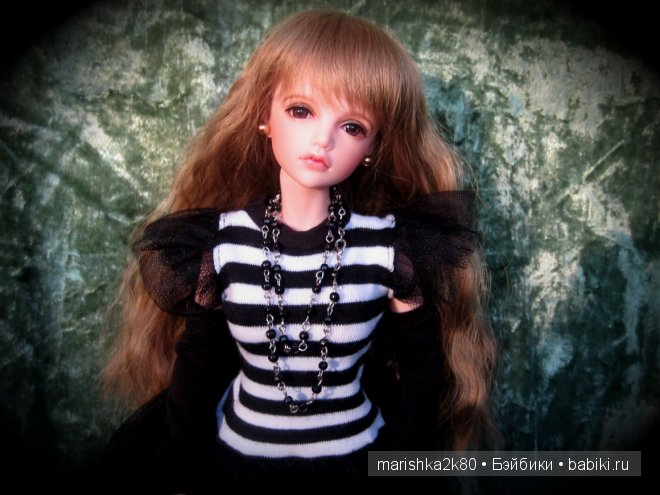 Новый наряд и паричок Бэтти от Iplehouse