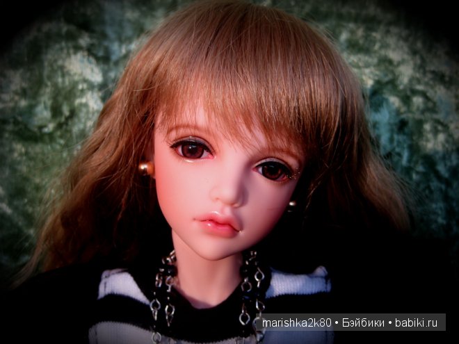 Новый наряд и паричок Бэтти от Iplehouse