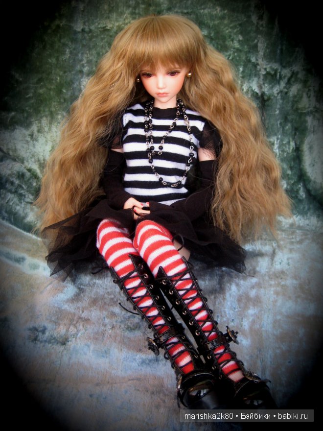 Новый наряд и паричок Бэтти от Iplehouse