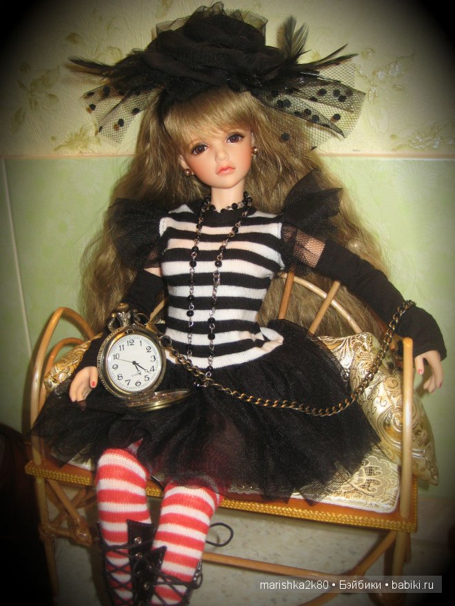 Новый наряд и паричок Бэтти от Iplehouse