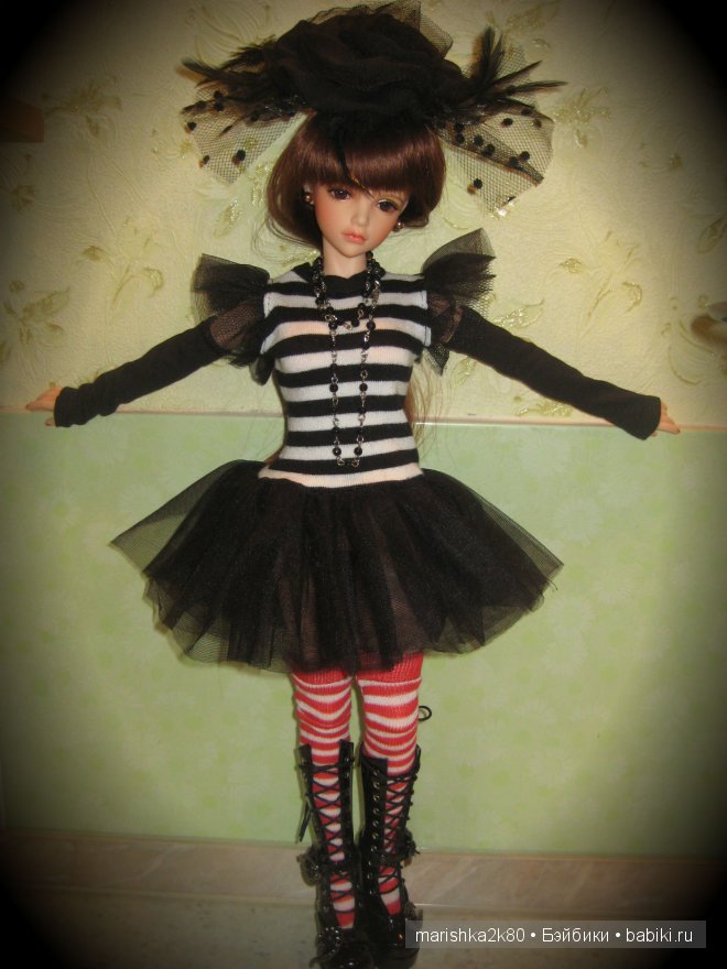 наряд и паричок Бэтти от Iplehouse