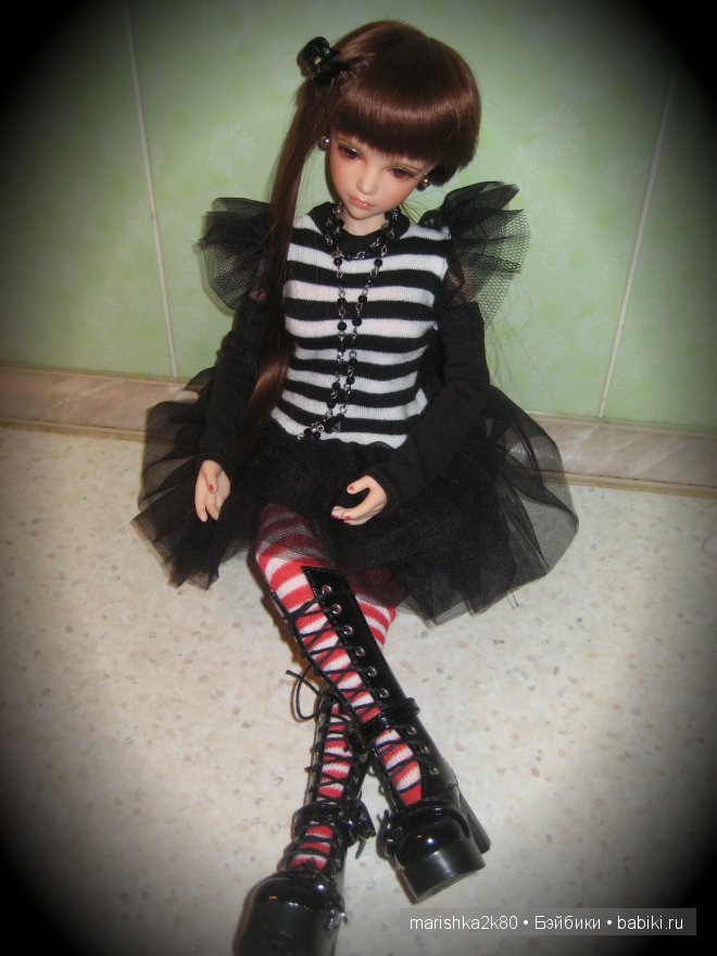 наряд и паричок Бэтти от Iplehouse