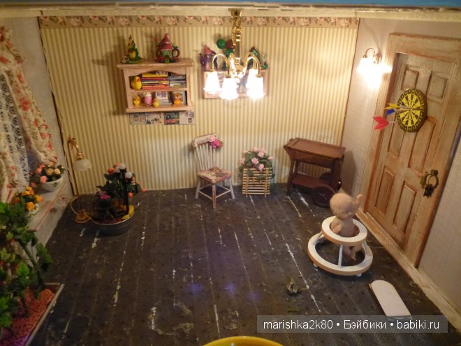 Домик-ночник. Кукольная миниатюра 1:12