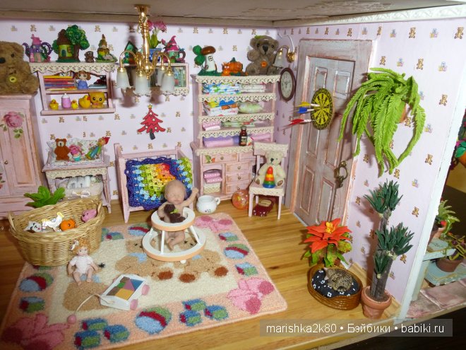 Домик-ночник. Кукольная миниатюра 1:12