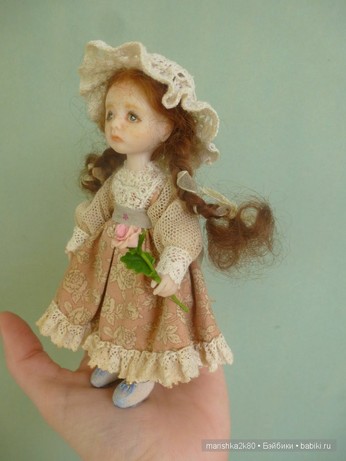 Две авторские подвижные куклы в домике (фото 4)