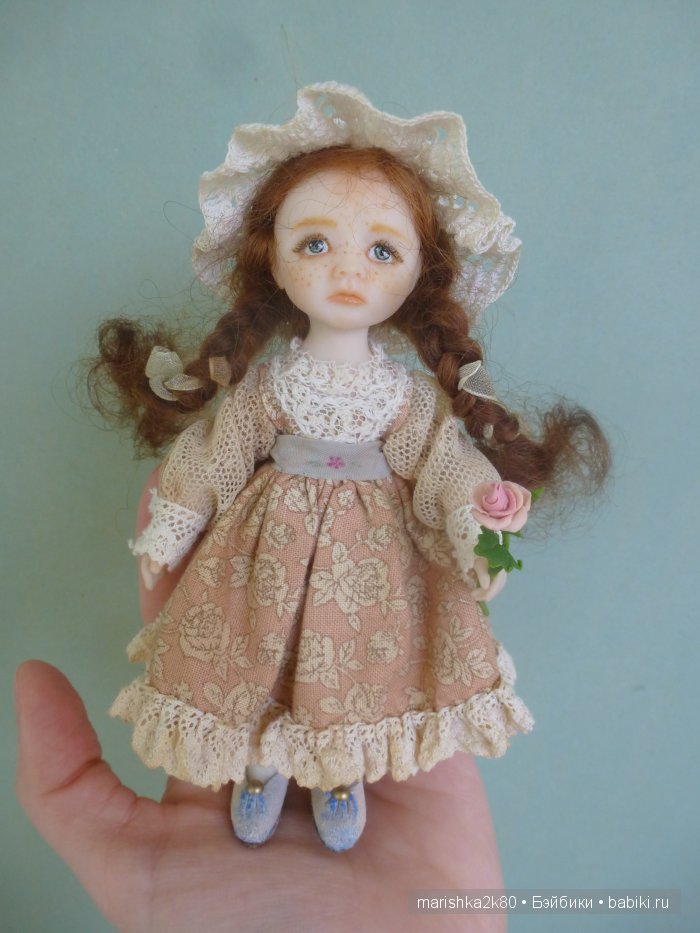 Две авторские подвижные куклы в домике (фото 3)