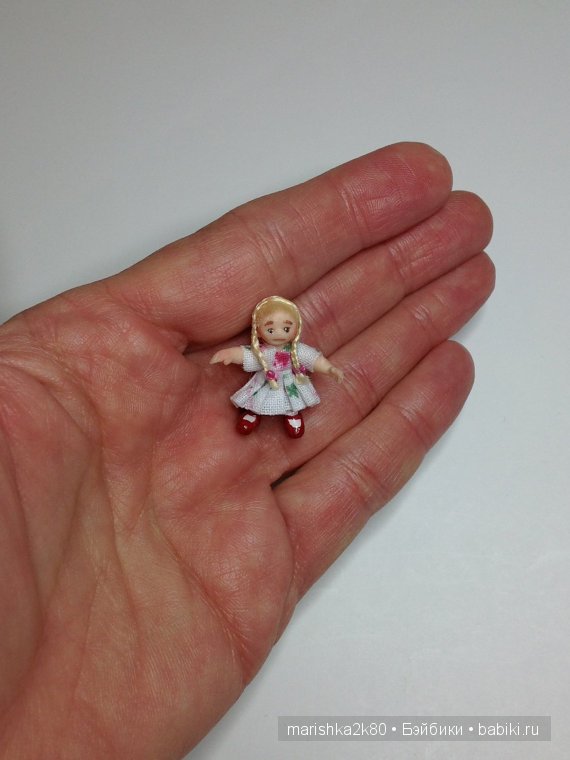 Микроминиатюра 1:48 и 1:144. Куклы и мебель