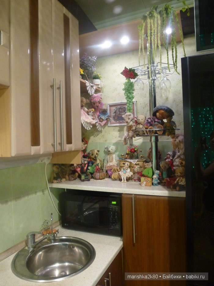 Как живут мои куклы-мишки. Кухня музей