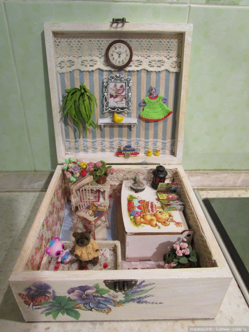 Шкатулка домик для мини куклы