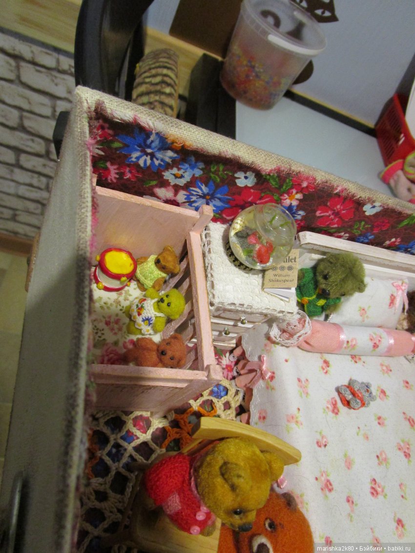 Чемоданчик с мини мишками