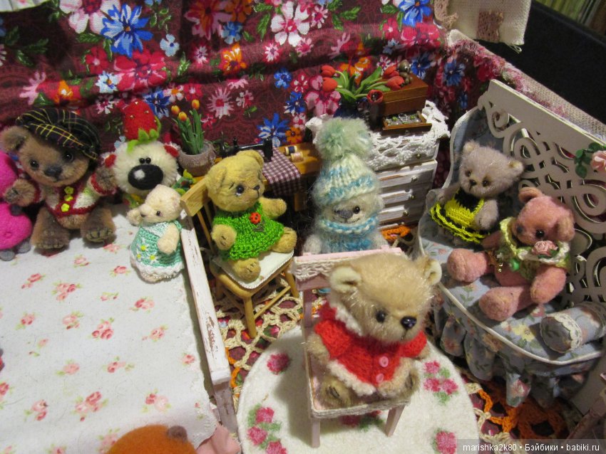 Чемоданчик с мини мишками (фото 9)