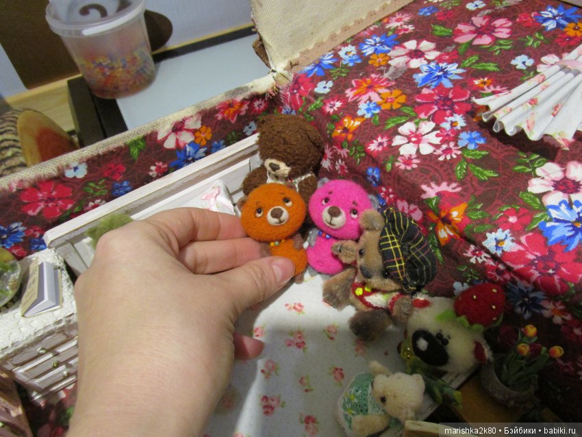 Чемоданчик с мини мишками