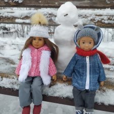 Карина и Макс на улице